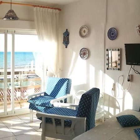 Estudio Frente Al Mar Roquetas de Mar Esterno foto